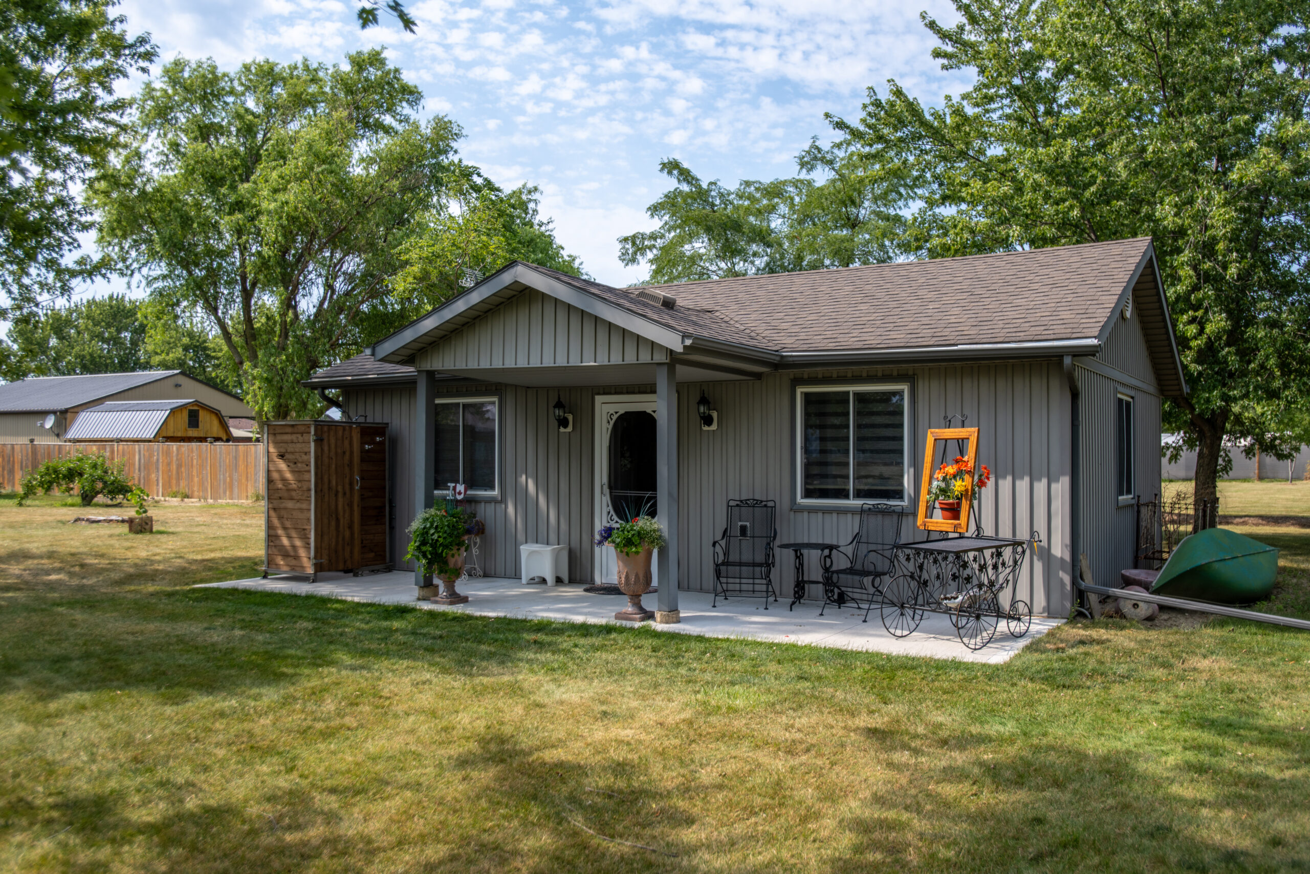 Bunkie Exterior